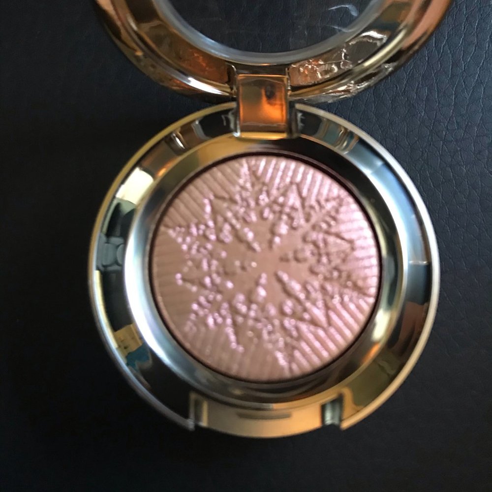 MAC Extra Dimension Eye Shadow Delicate Drift*NIB*